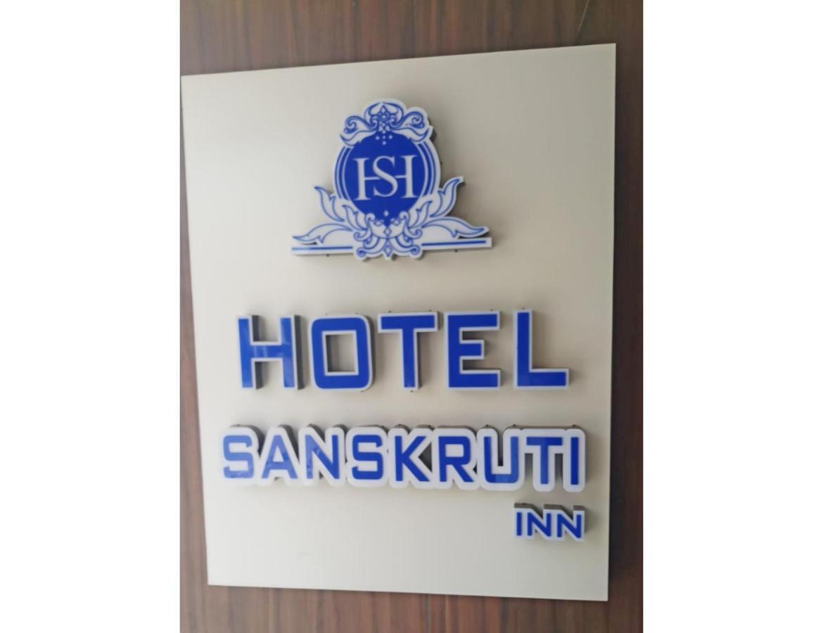 Hotel Sanskruti Inn, Dwarka Exterior photo